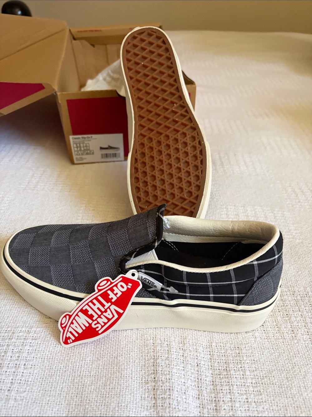 Vans Women’s Slip-On Platform in Black and Gray Plaid NWB Size 7 - Picture 7 of 8